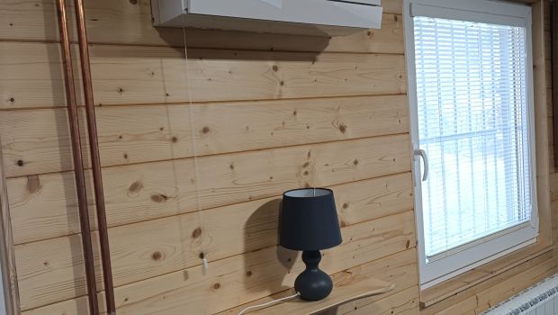 Montáž lokálnej rekuperačnej jednotky Lossnay VL-80U5-E na obvodovú stenu